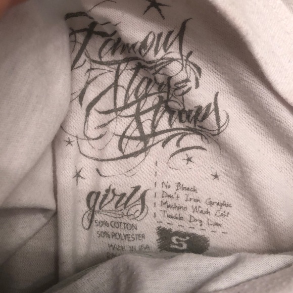 Tshirt - Picture 2 of 2